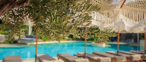 Outdoor pool, pool umbrellas, pool loungers
