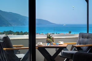 Executive-Studiosuite, Meerblick | Terrasse/Patio