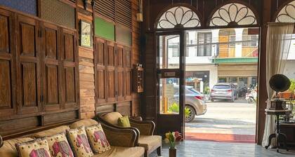 Rustic River Boutique