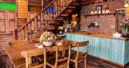 Rustic River Boutique
