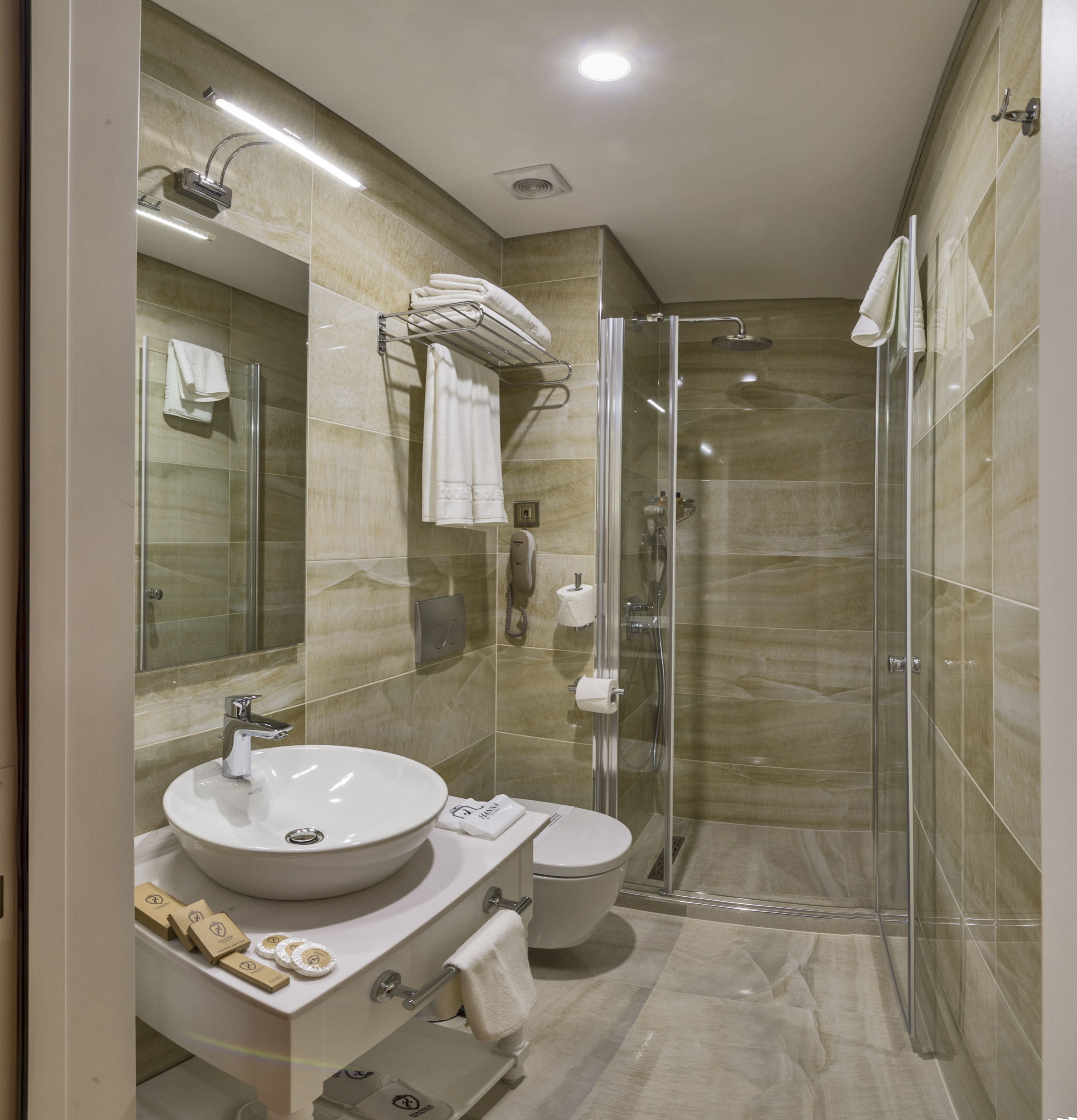 shower, rainfall showerhead, free toiletries, hair dryer