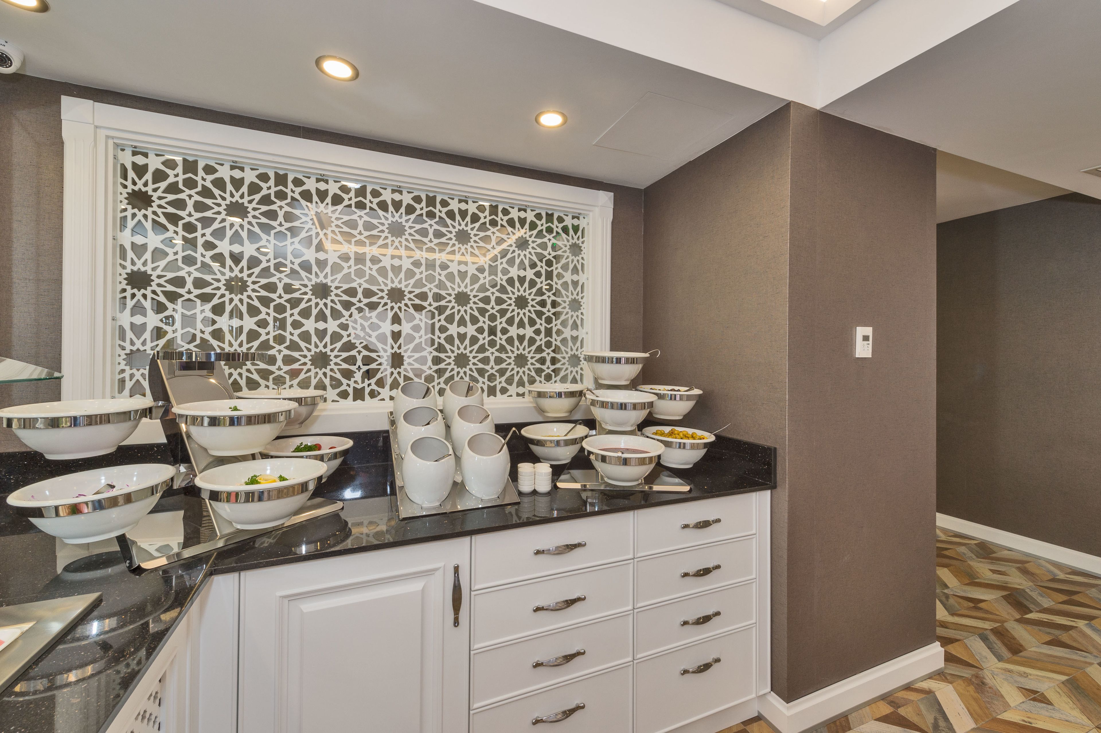 包每日自助早餐