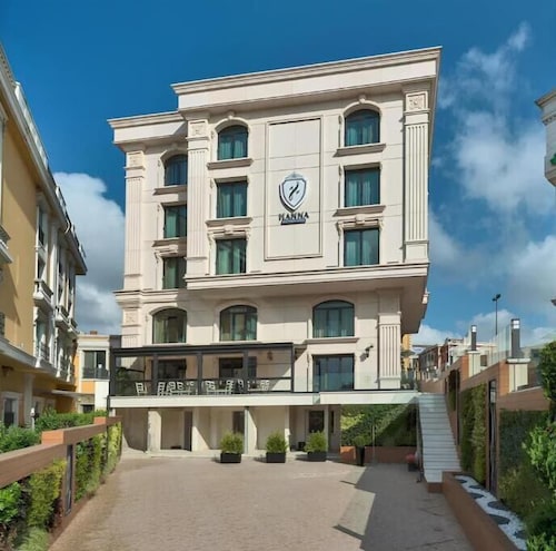 Hanna Hotel