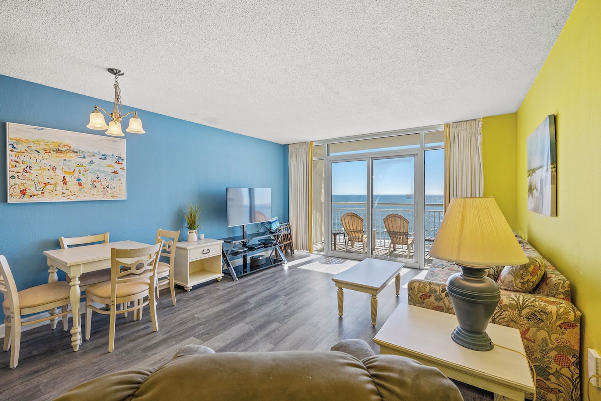 Condo, 1 Bedroom, Ocean View, Oceanfront (914) | Living area | TV, DVD player