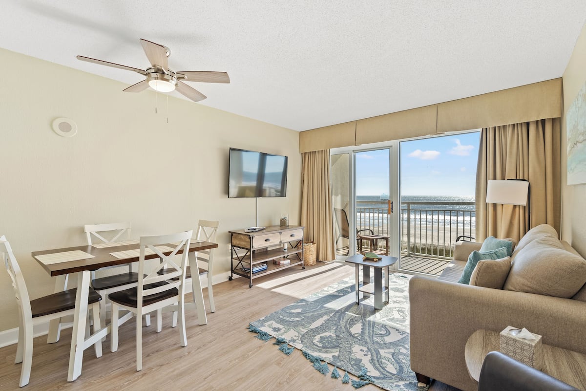 Condo, 1 Bedroom, Ocean View, Oceanfront (307) | Living area | TV, DVD player