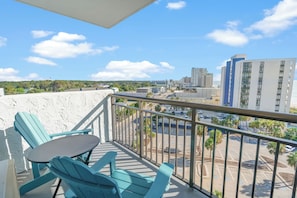 Classic Condo, 1 Bedroom, Balcony, Ocean View (919) | Balcony
