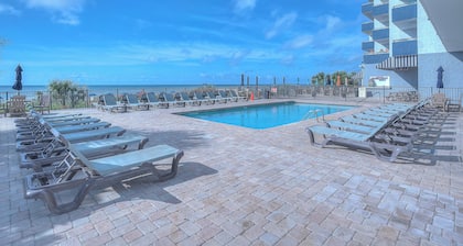 Bluewater Resort by Elliott Beach Rentals