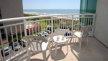 Condo, 1 Bedroom, Ocean View (2 Doubles and 1 sofa bed) | Balcony