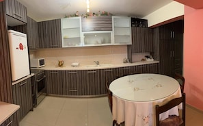 Familienapartment, 2 Schlafzimmer | Eigene Küche