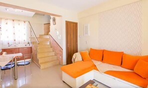 Duplex, Sea View