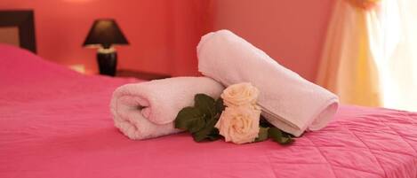 1 bedroom, Egyptian cotton sheets, premium bedding, minibar