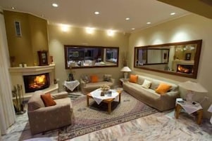 Sala de estar en el lobby