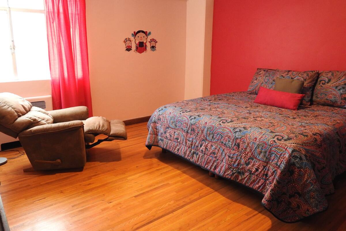 Executive Apartment, 2 Bedrooms | Free WiFi, bed sheets