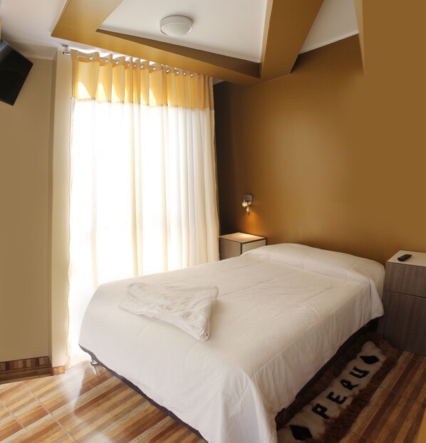 Superior Double Room, 1 Bedroom, Ensuite, City View | In-room safe, soundproofing, free WiFi