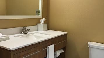 Ducha, artículos de tocador gratuitos, secador de pelo, toallas