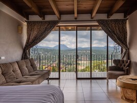 1 habitación y ropa de cama 