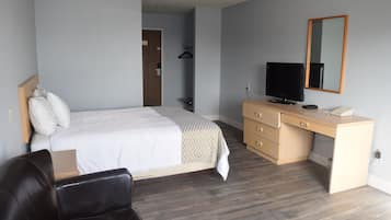 Desk, blackout curtains, free WiFi, bed sheets