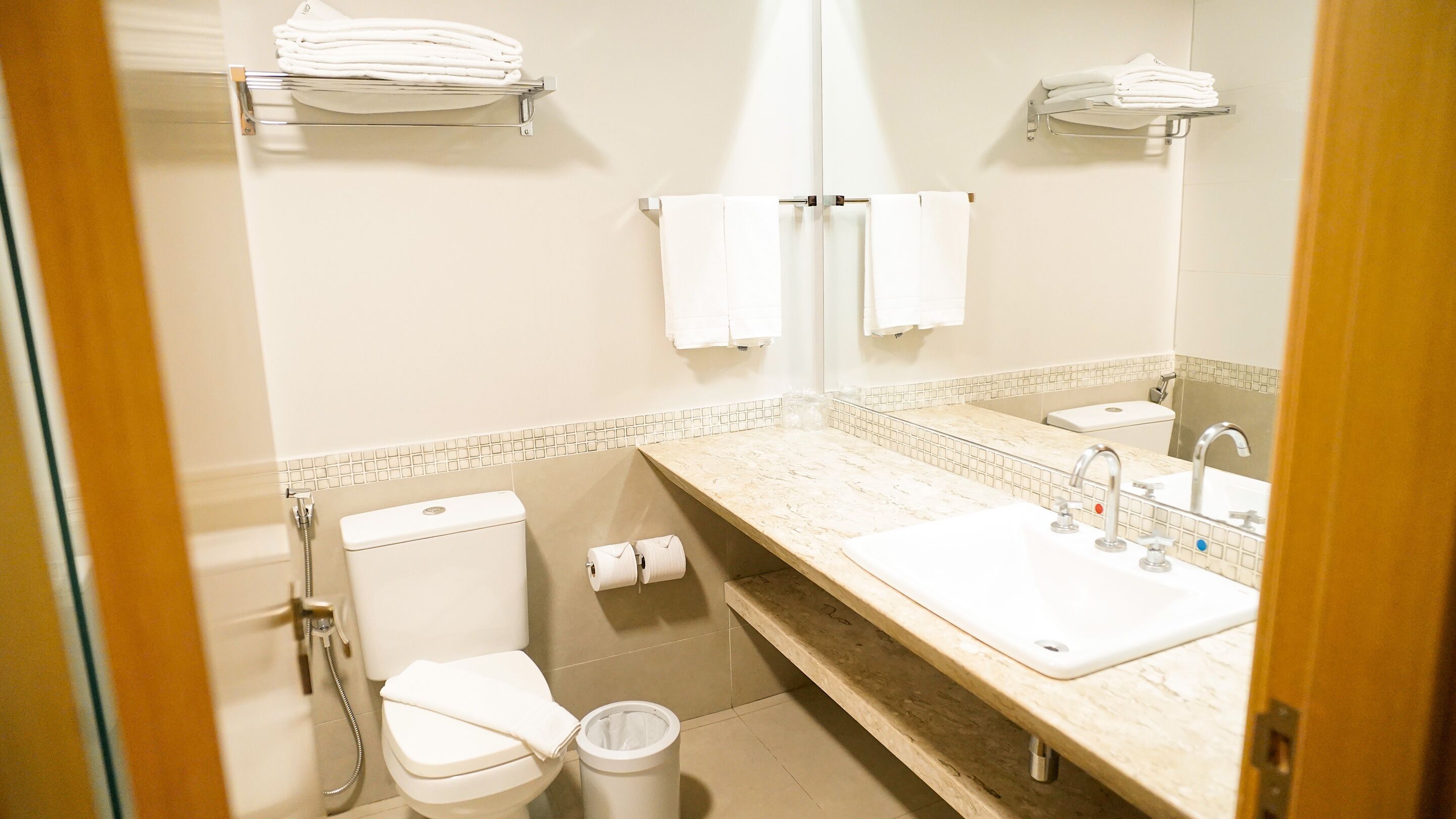 superior família pet friendly - incluso acesso ao parque aquático hot beach olímpia | 1 bedroom, minibar, in-room safe, desk