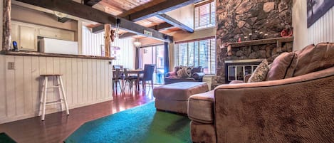 Condo, 2 Bedrooms | Living area | Flat-screen TV, fireplace