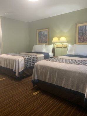 Standard Double Room, 2 Double Beds | Free WiFi, bed sheets - Hearth & Home Inn (Waynesville)