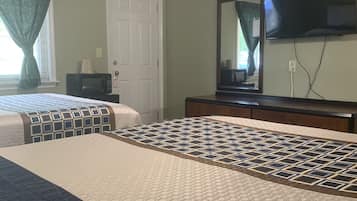 Standard Double Room, 2 Double Beds | Free WiFi, bed sheets