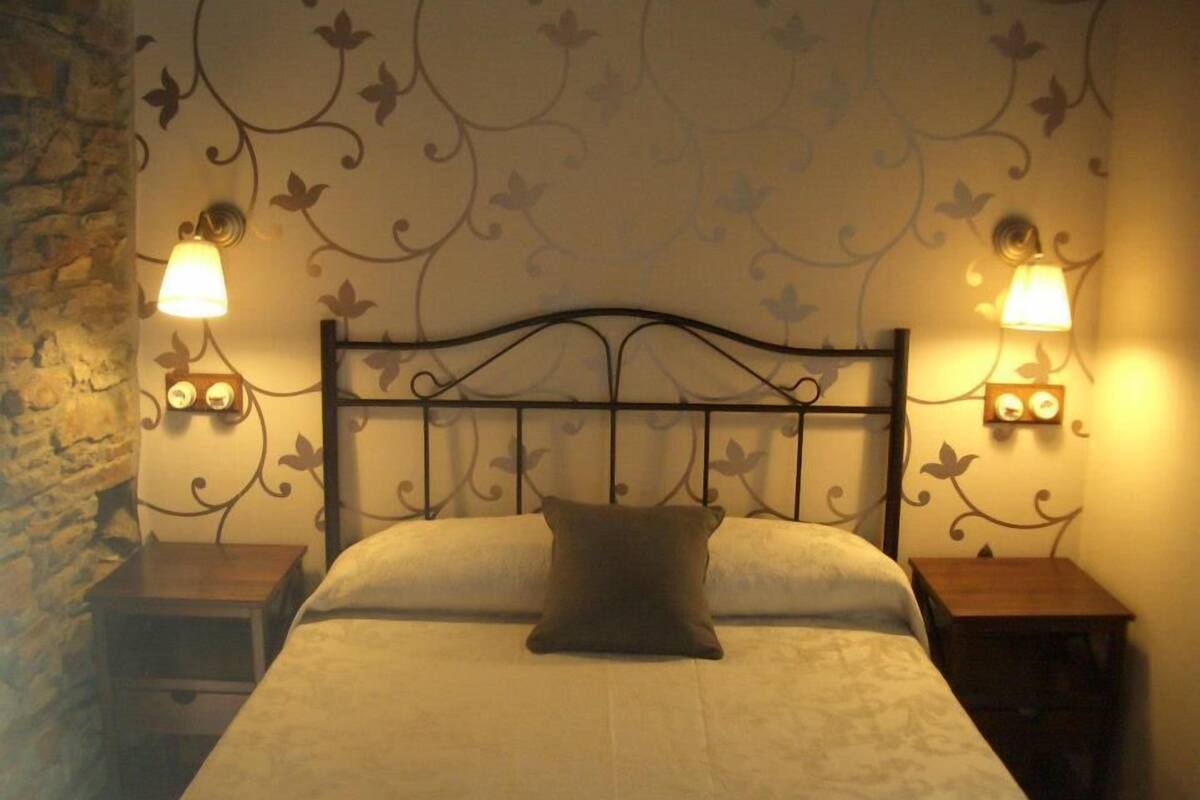 Standaard tweepersoonskamer, voor 1 persoon, 1 tweepersoonsbed | Verduisterende gordijnen, gratis babybedden, gratis wifi