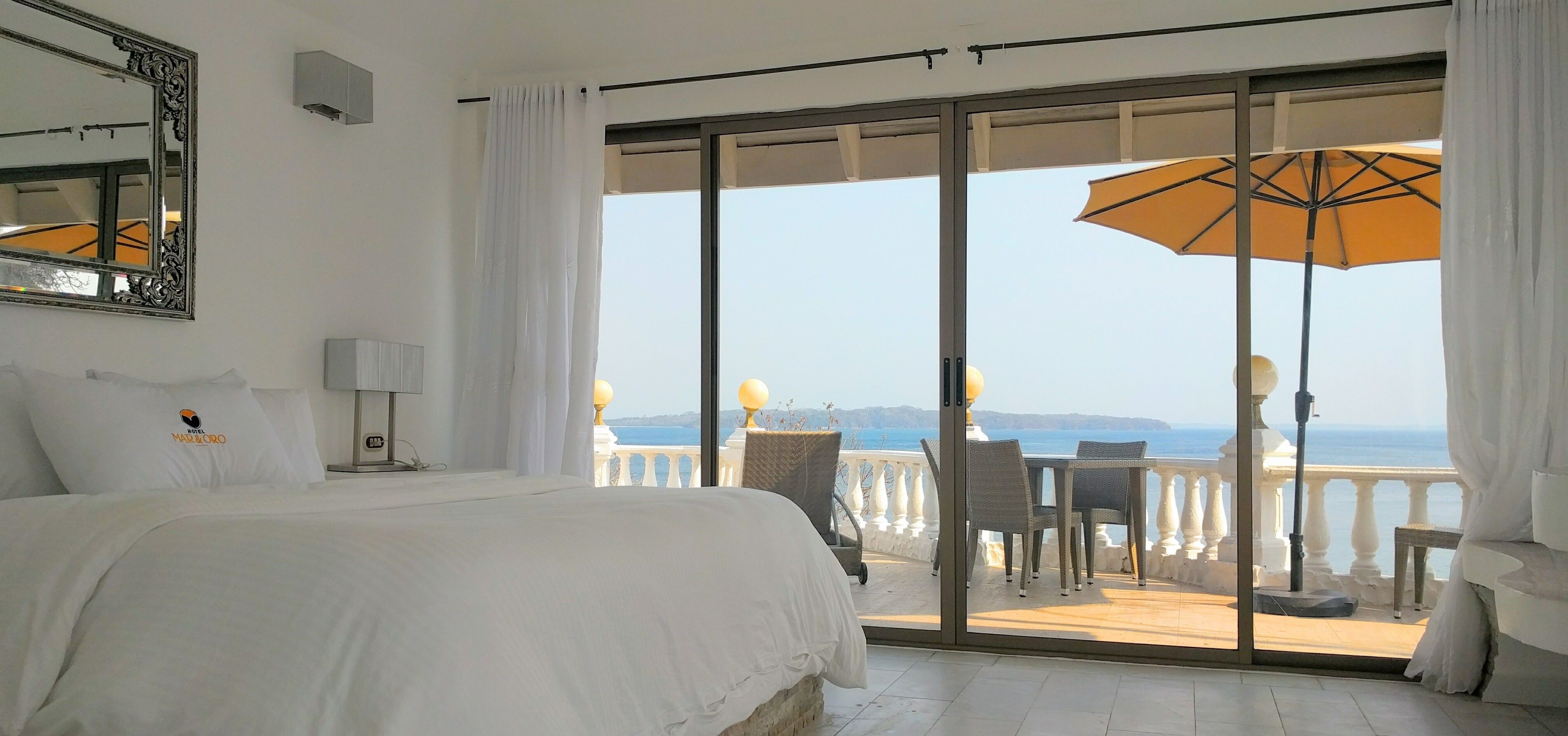 suite bella vista with terrace | in-room safe, iron/ironing board, free wifi, bed sheets