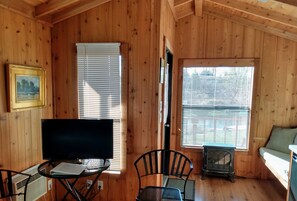 Hide-a-Way Cabin | Living area