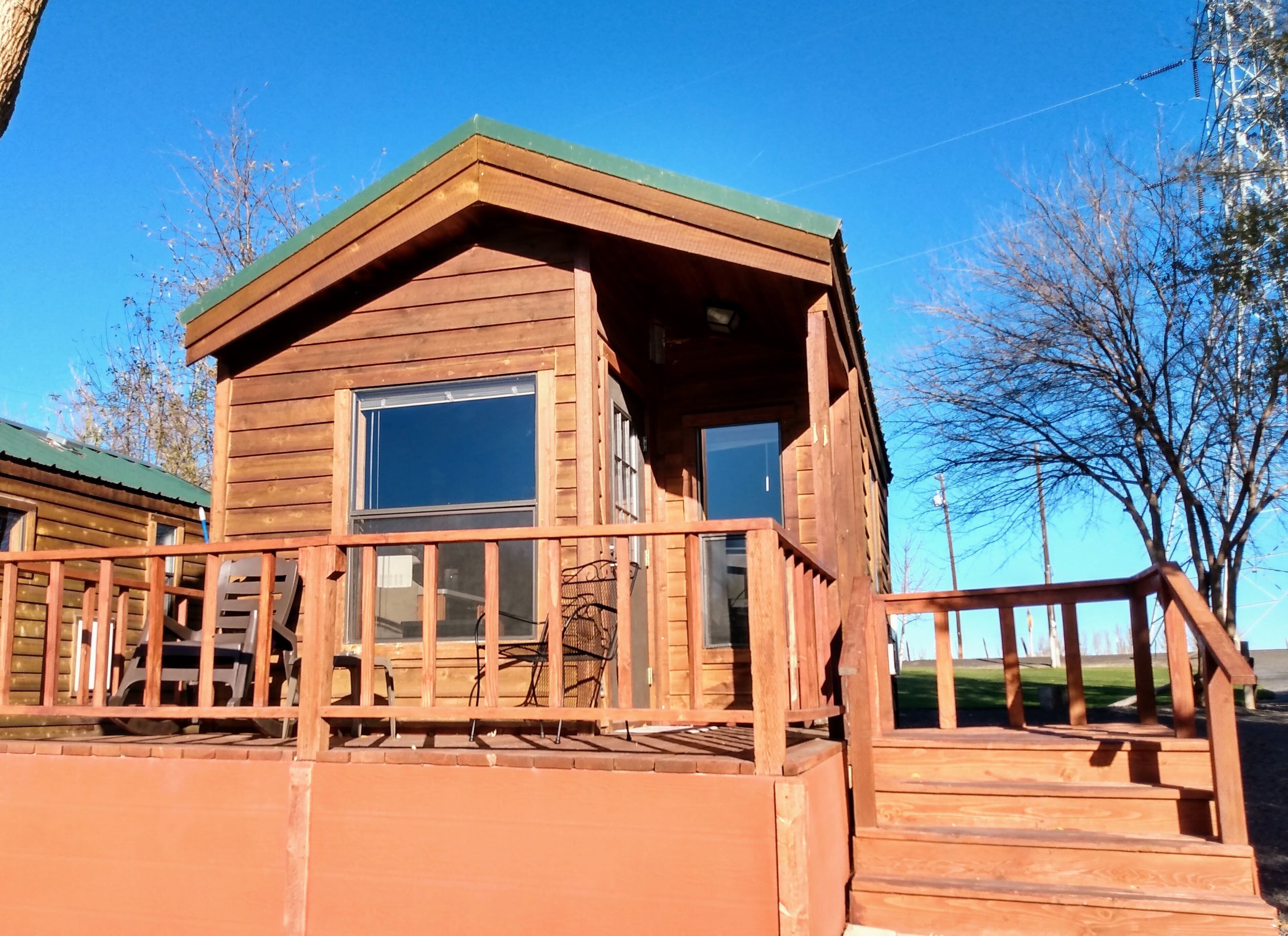 hide-a-way cabin | living area | 30-inch flat-screen tv with digital channels, tv