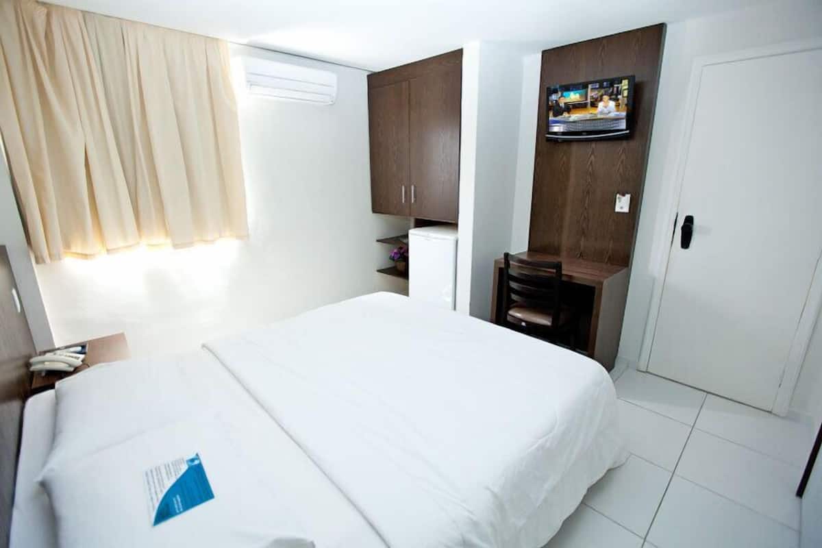Minibar, blackout curtains, free WiFi, bed sheets