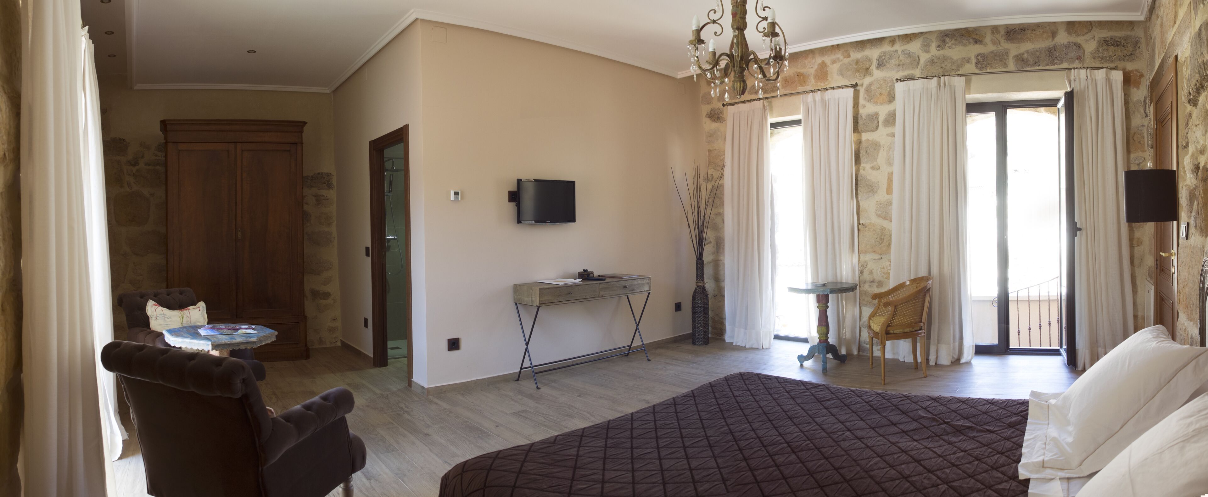 Suite, Terrace | Premium bedding, down comforters, memory foam beds, rollaway beds