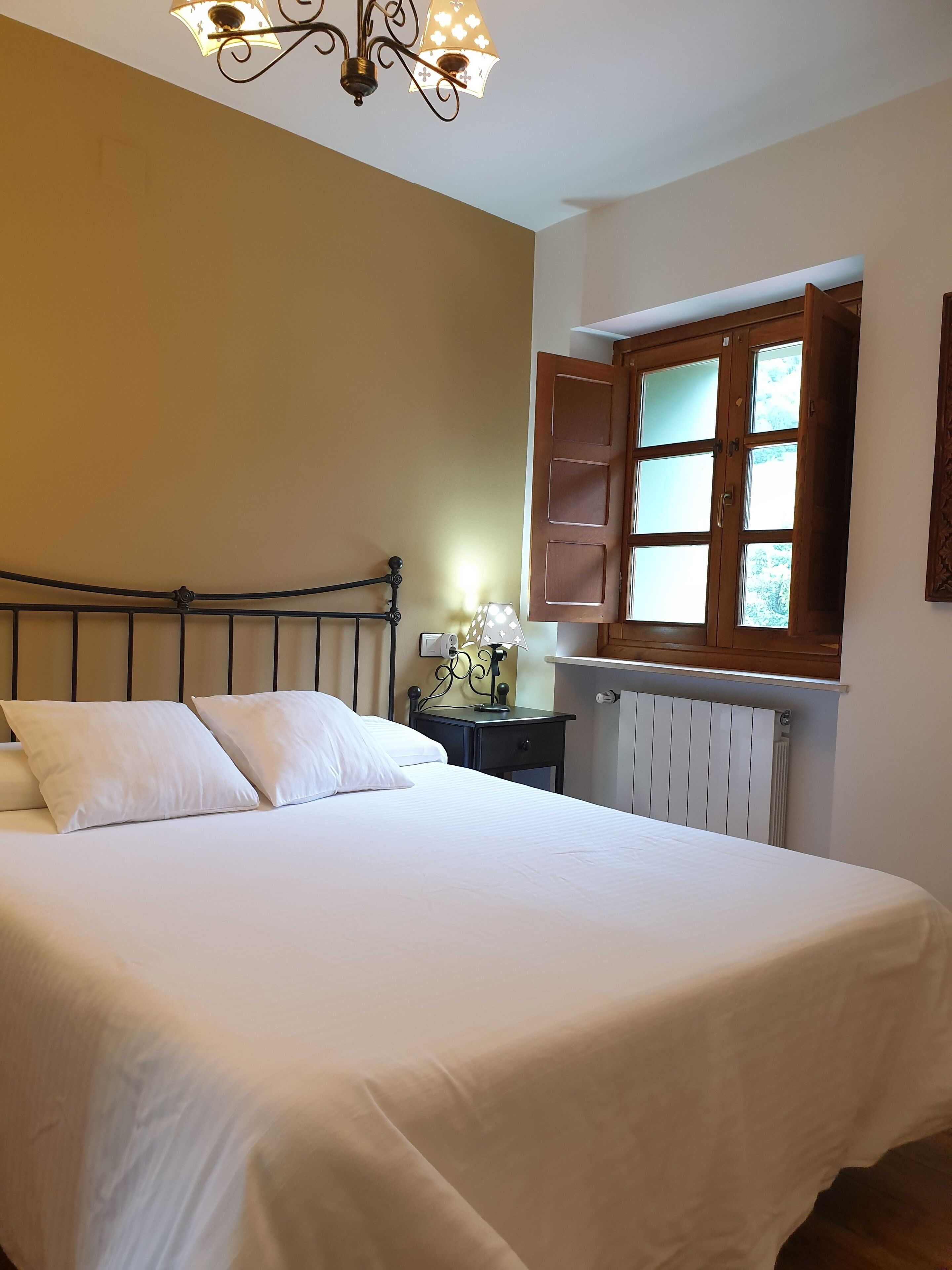 Photo - Habitaciones - La Pumarada de Limés I