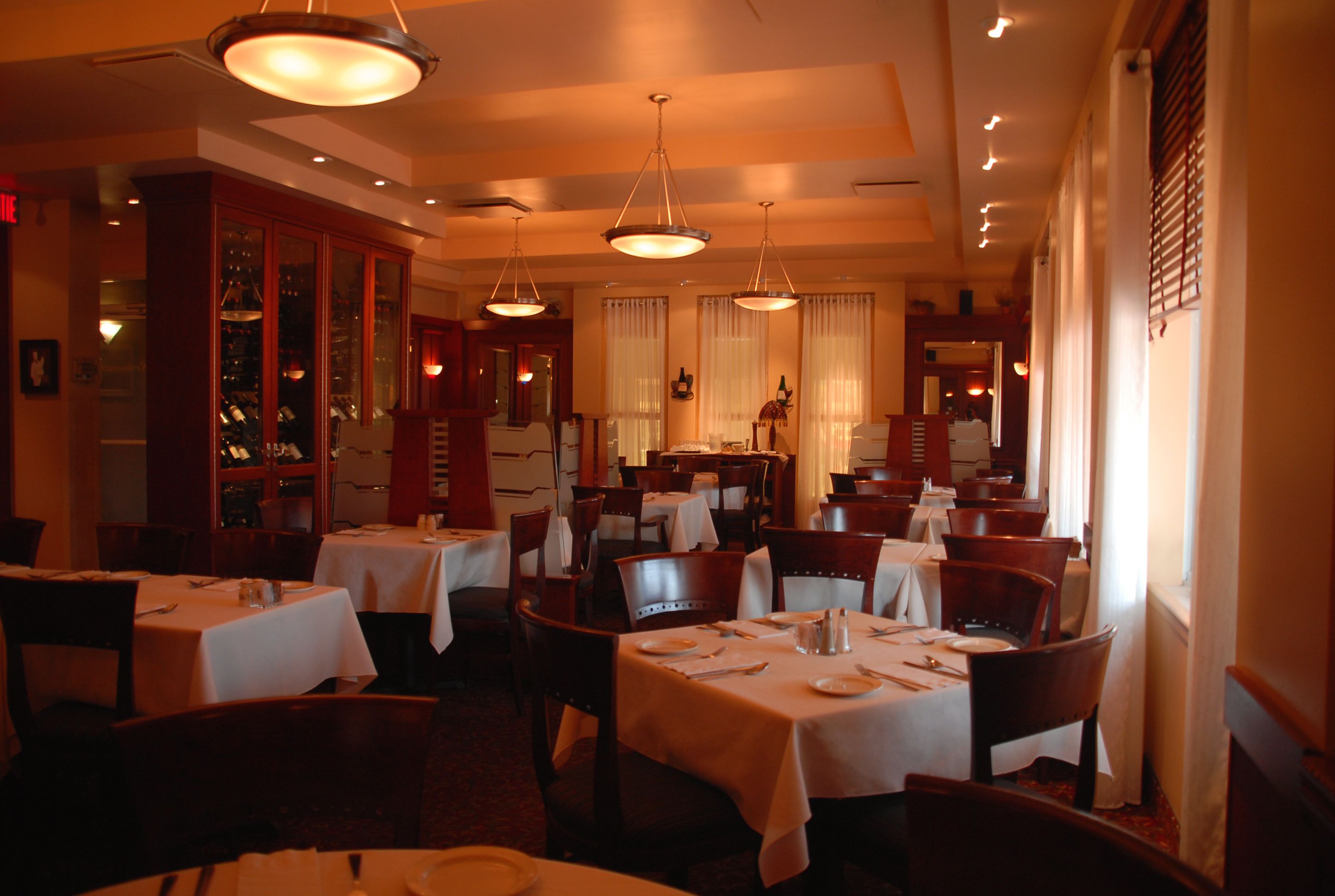 Middag serveres, italienske retter