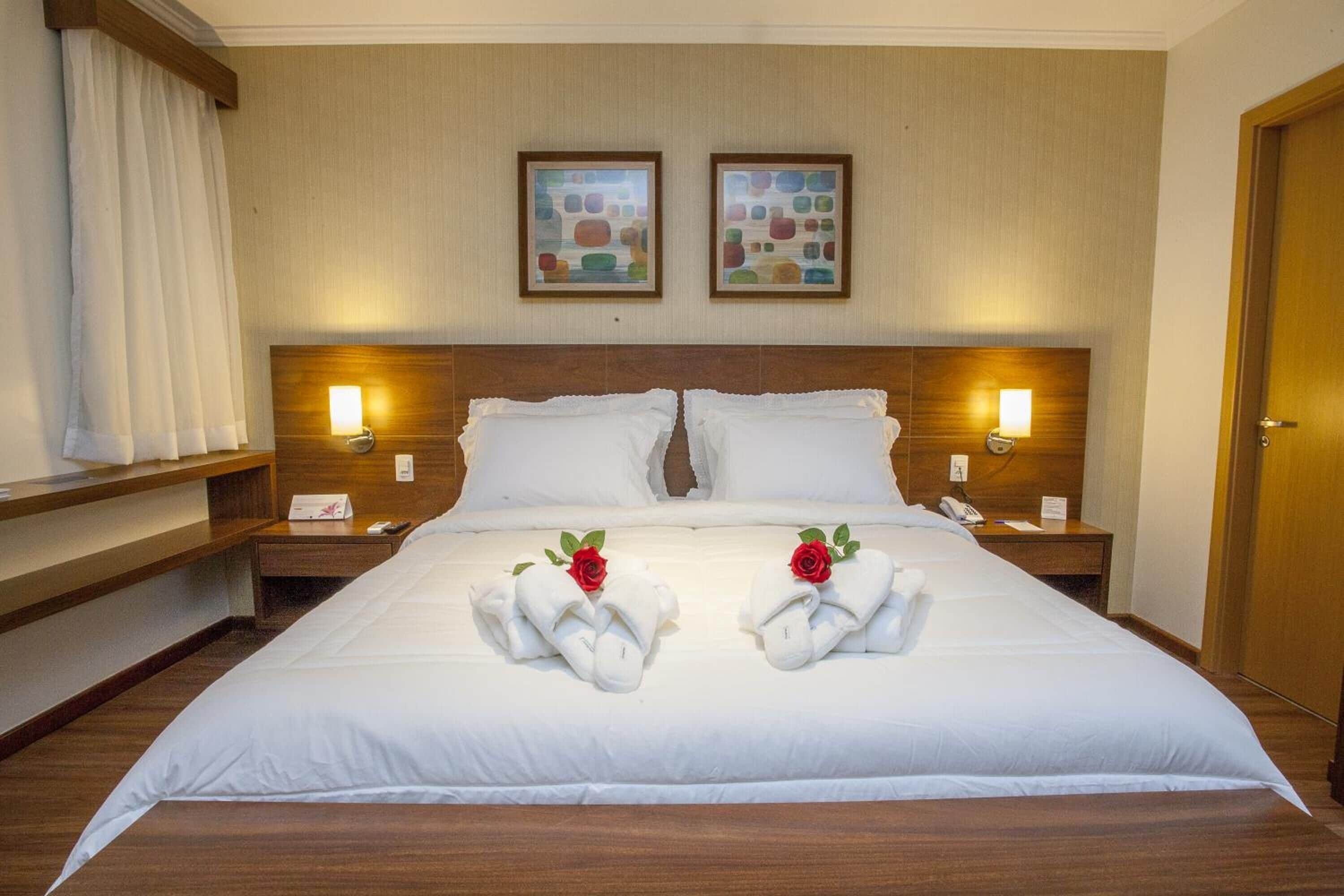 in-room safe, desk, free wifi, bed sheets