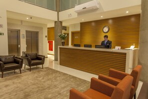 Reception - São Carlos Marklin Suítes (São Carlos)