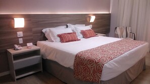 Luxury-Doppelzimmer | Minibar, Zimmersafe, Schreibtisch, kostenloses WLAN