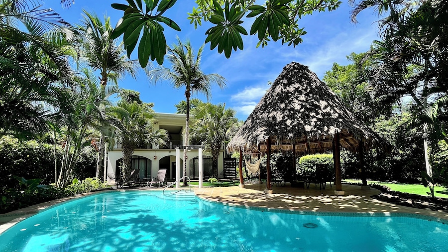 Hotel Cantarana