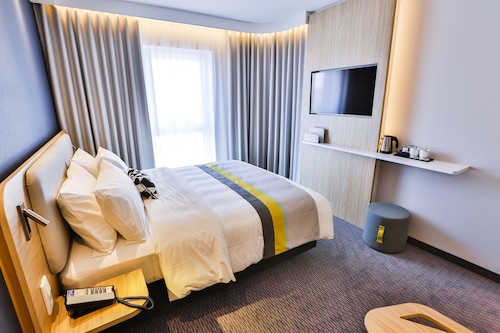 Holiday Inn Express Karlsruhe - City Park by IHG