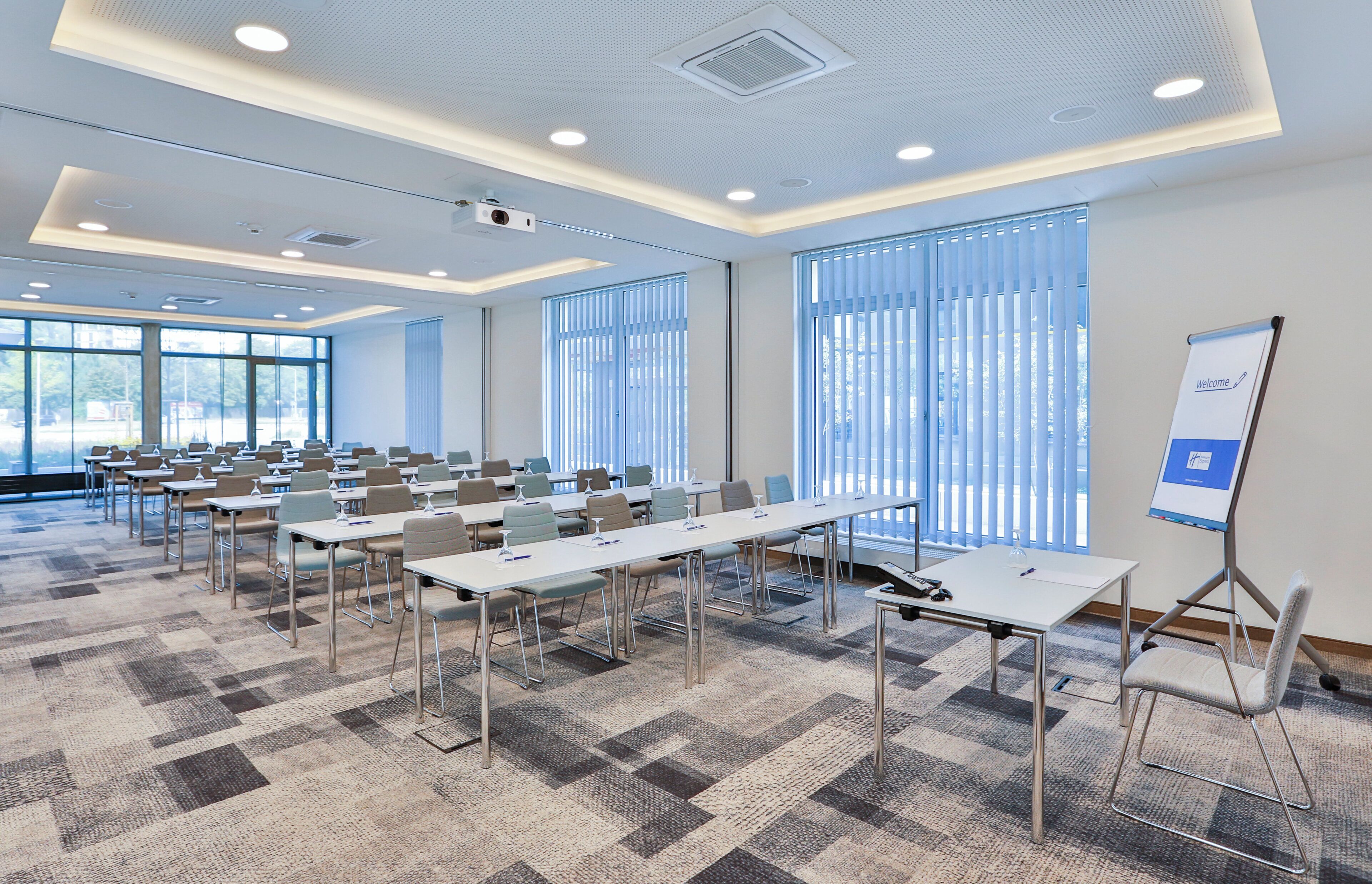 Photo - Holiday Inn Express Karlsruhe - City Park by IHG