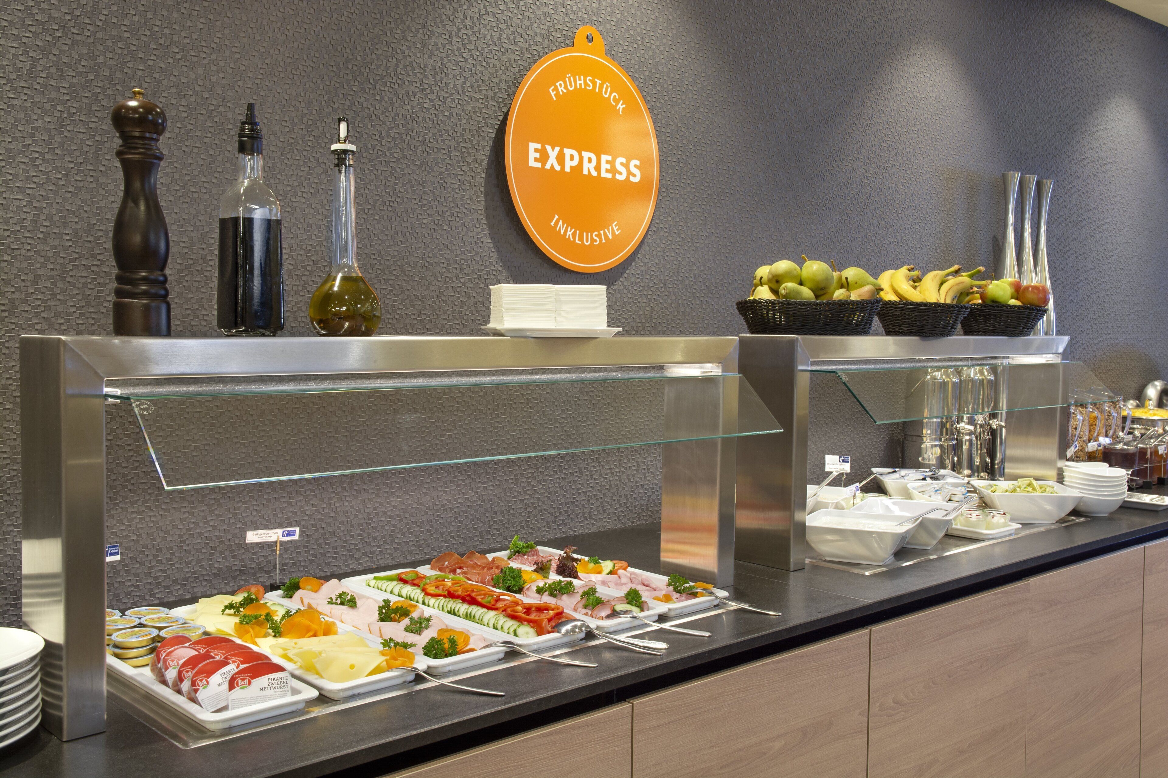 Photo - Holiday Inn Express Karlsruhe - City Park by IHG