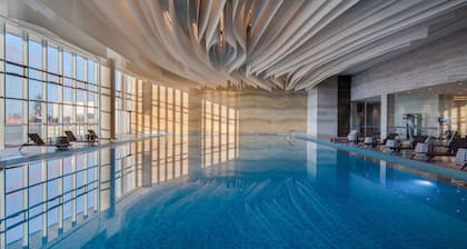 Hilton Wuhan Riverside