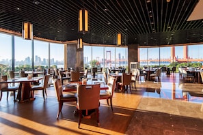 4 Restaurants, Frühstück, Mittagessen, Abendessen, chinesische Küche