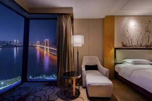 Executive Room, 2 Twin Beds, River View | View from room