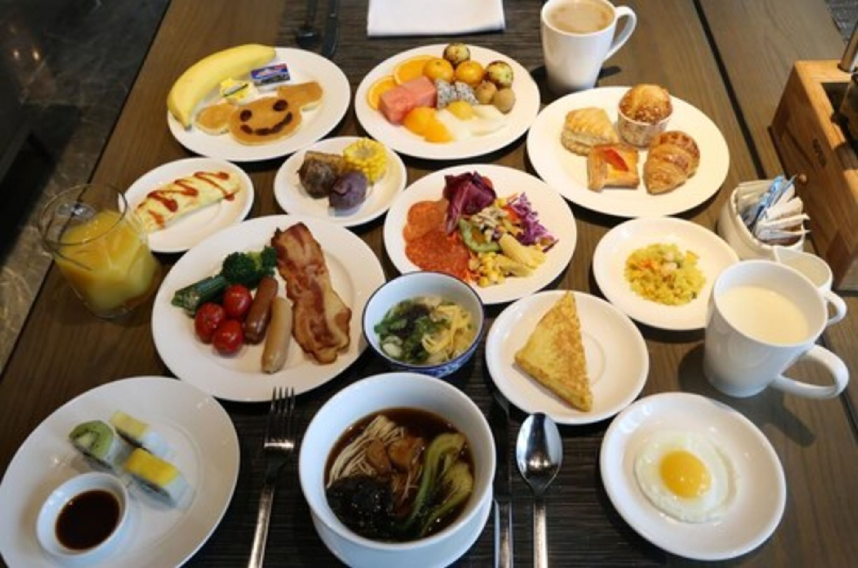 Desayuno buffet todos los días (con cargo)