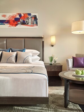 1 多间卧室、高档床上用品、迷你吧、客房内保险箱