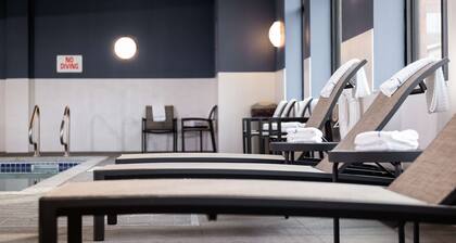 Hampton Inn & Suites La Crosse Downtown