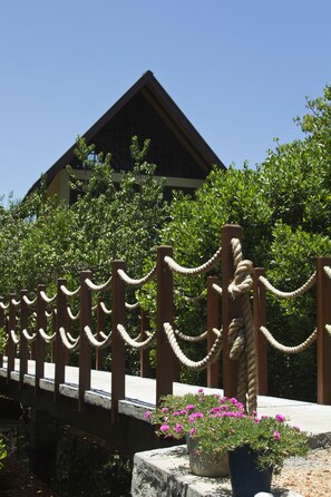 Chalet Confort, 1 très grand lit, vue lagon | Vue de la chambre