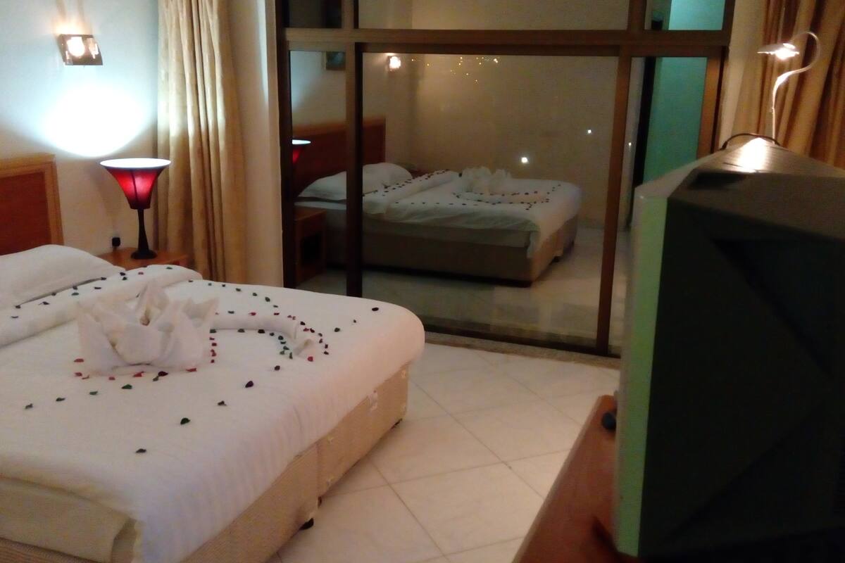 Standard Double or Twin Room | Cribs (free), rollaway beds (surcharge), WiFi (free)
