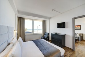 1 bedroom, in-room safe, desk, free WiFi - Gorgeous Studio in the Heart of Tel Aviv (Tel Aviv)