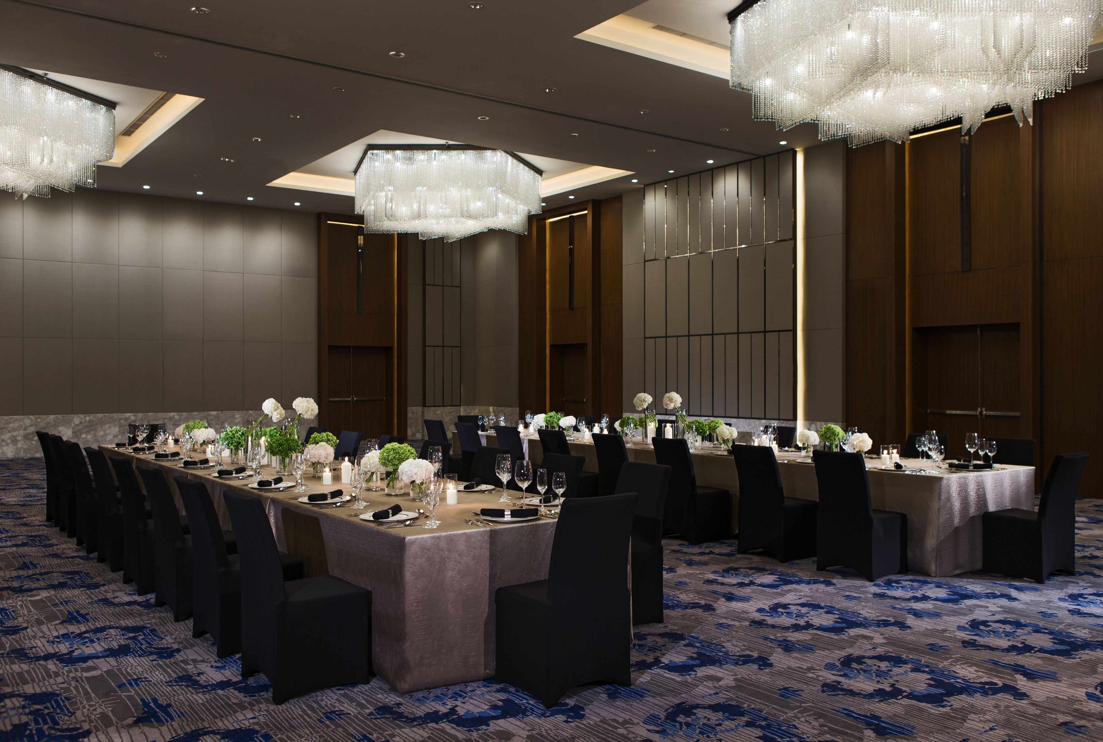 4 restaurantes, café da manhã, culinária internacional